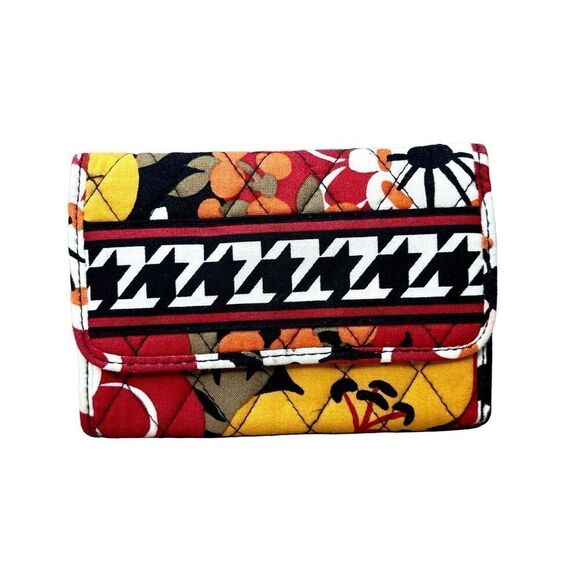 Vera Bradley Bittersweet Euro Wallet Quilted Floral Black Red Gold Retro Colorfu - Picture 1 of 8